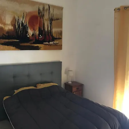 Chez Nat Et Fred Bed & Breakfast Oeyreluy